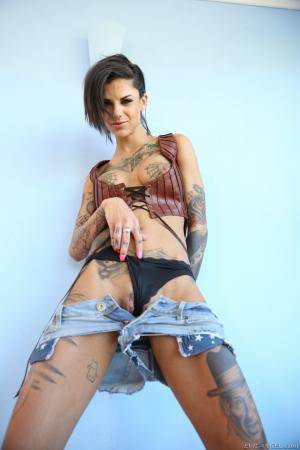 Original 1280 px/ 1920 px