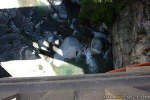 Original 900 px/ 600 px