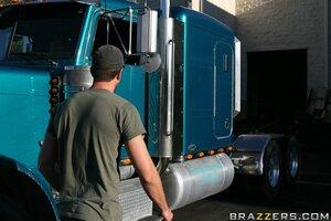 Original 900 px/ 600 px