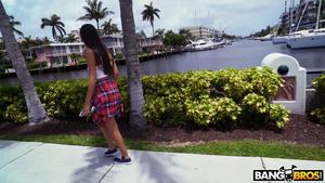 Original 1280 px/ 720 px