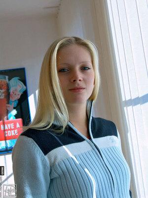 Original 864 px/ 1152 px