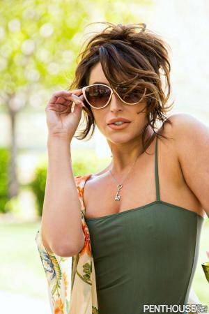 Original 1066 px/ 1600 px