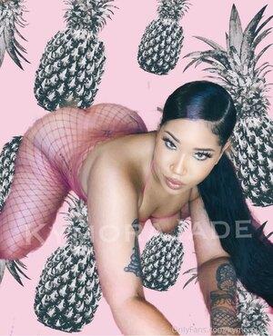 Original 750 px/ 924 px