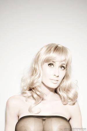 Original 1065 px/ 1600 px