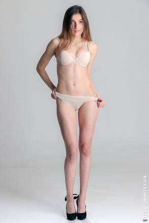 Original 854 px/ 1280 px