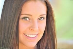 Original 1600 px/ 1064 px