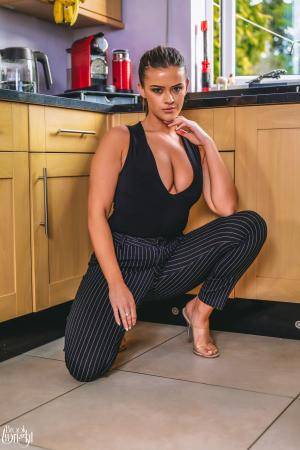 Original 3000 px/ 4500 px