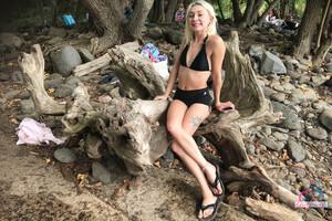 Original 3000 px/ 2000 px