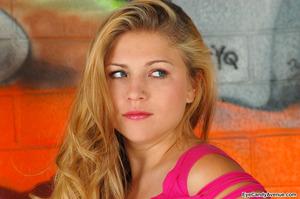 Original 1504 px/ 1000 px