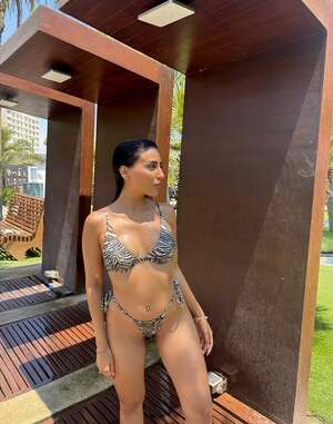 Original 640 px/ 813 px