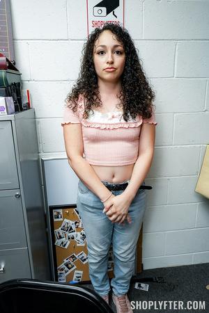 #ShopLyfter - Pixie Smalls - Case No. 8002930 - The Pink Pussy Vibrator