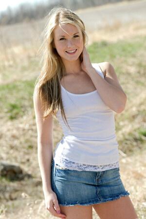 Original 1365 px/ 2048 px