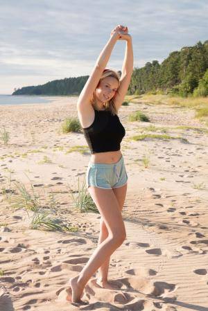 Original 854 px/ 1280 px