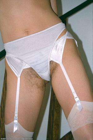 Original 682 px/ 1024 px