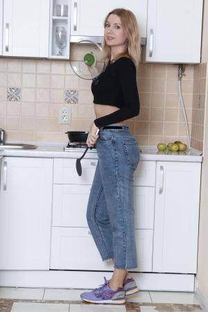 #WeAreHairy Alisa Liss BlackTop Denim Jeans