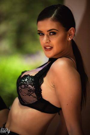 Original 3000 px/ 4500 px