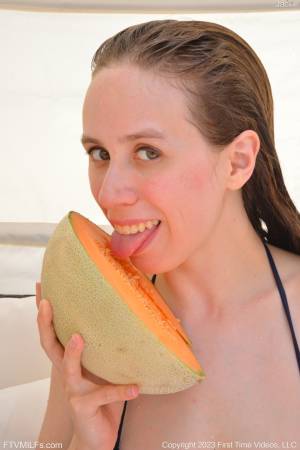 Original 3280 px/ 4928 px