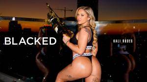 Original 3000 px/ 1687 px