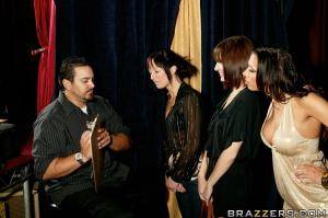 Original 900 px/ 599 px