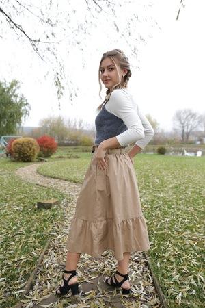 Original 854 px/ 1280 px