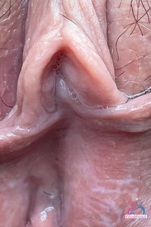 Original 2000 px/ 3000 px