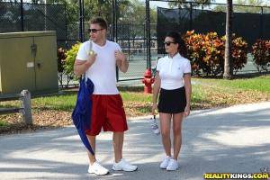 Original 900 px/ 601 px