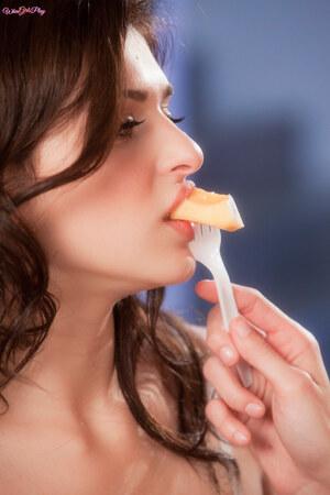 Original 2000 px/ 3000 px