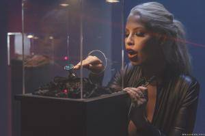 Original 2495 px/ 1663 px