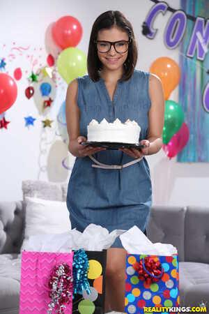 Original 1663 px/ 2495 px