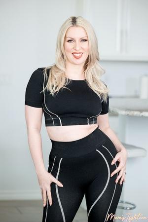 Original 854 px/ 1280 px