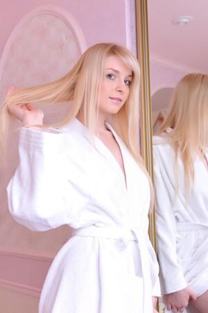 Original 852 px/ 1280 px