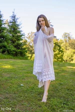 Original 2883 px/ 4324 px