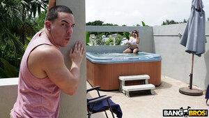 Original 2000 px/ 1127 px