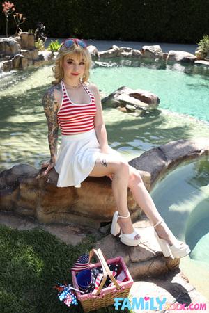 Original 3840 px/ 5760 px