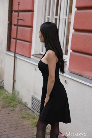 Original 854 px/ 1280 px