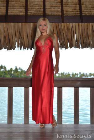 Original 683 px/ 1023 px