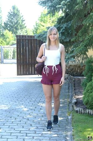 Original 1278 px/ 1920 px