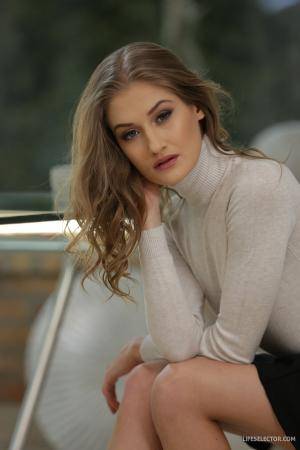 Original 3840 px/ 5760 px