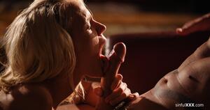 Original 5000 px/ 2637 px