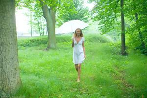 Original 1647 px/ 1098 px