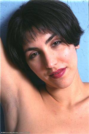 Original 682 px/ 1024 px