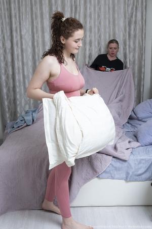 #WeAreHairy Legazi Divine Vikki Fox Peach Tights Black Top