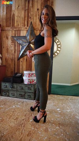 Original 1215 px/ 2160 px