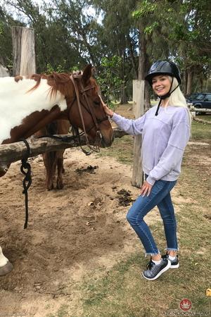 Original 2000 px/ 3000 px