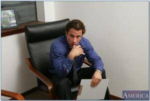 Original 850 px/ 571 px