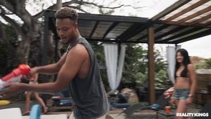 Original 1920 px/ 1080 px