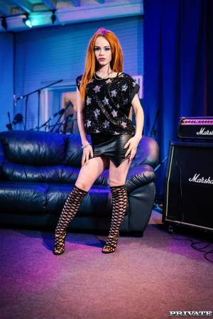 Original 1067 px/ 1600 px