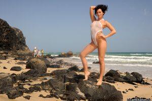 Original 3000 px/ 1997 px