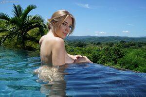 Original 4500 px/ 3000 px