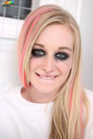 Original 854 px/ 1280 px